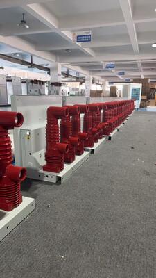 Indoor VCB Circuit Vacuum Breaker 24kV/630A High Voltage 800mm